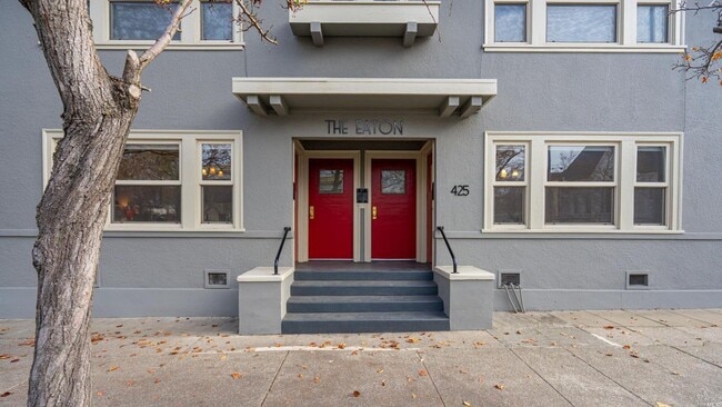 425 B St in Petaluma, CA - Building Photo - Building Photo