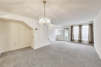 11914 Filly Ln in North Potomac, MD - Building Photo - Building Photo