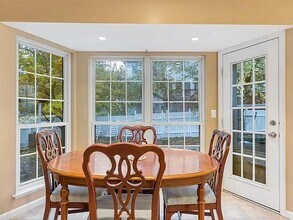 4829 Christoble Dr in St. Louis, MO - Foto de edificio - Building Photo