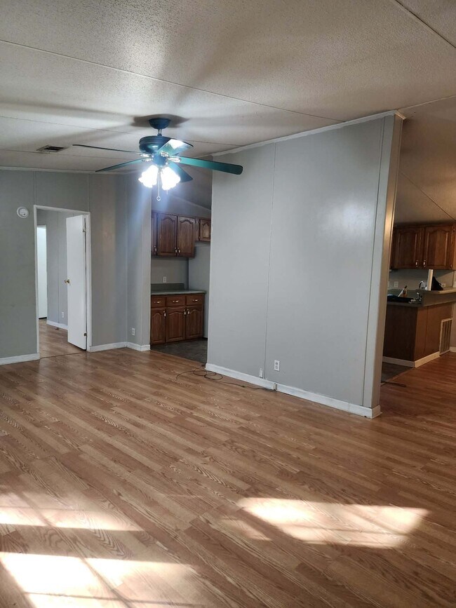 371 Tom Lodge Rd in Quitman, GA - Building Photo - Building Photo