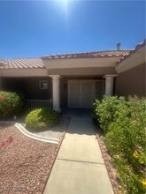 9709 Blue Bell Dr in Las Vegas, NV - Building Photo - Building Photo