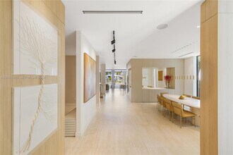 707 NE 77th St in Miami, FL - Building Photo - Building Photo