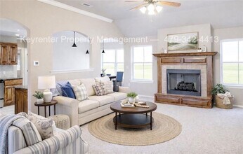 741 Venice St in Centerton, AR - Building Photo - Building Photo