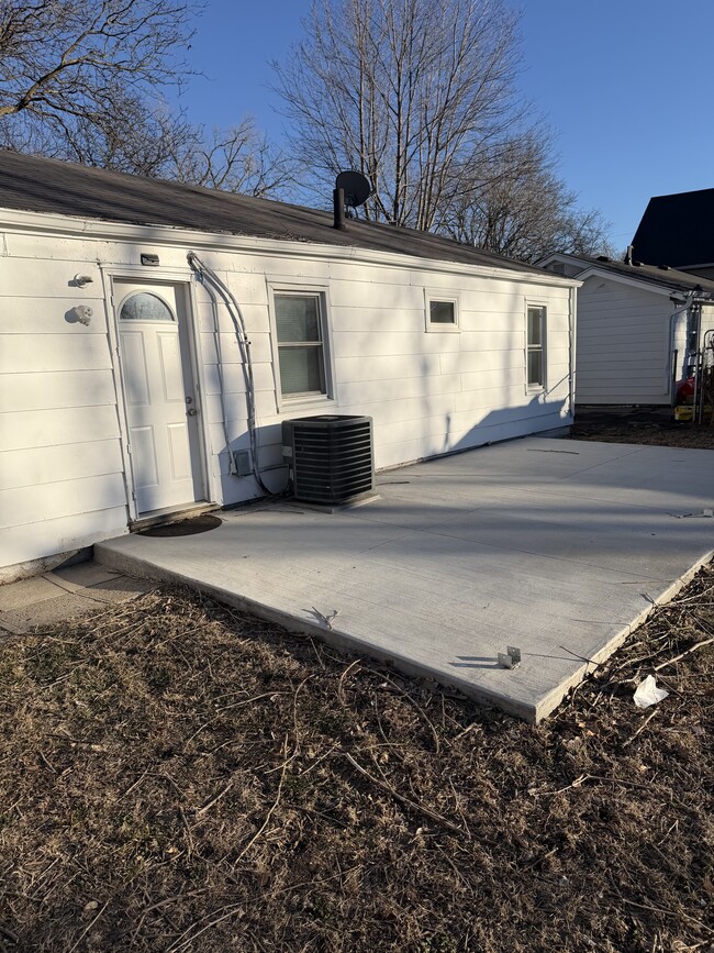 1910 10th St in Des Moines, IA - Building Photo - Building Photo