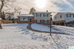 1424 Grace St in Allentown, PA - Building Photo