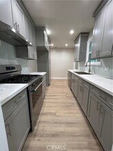 9241 Pali Ave in Los Angeles, CA - Building Photo - Building Photo