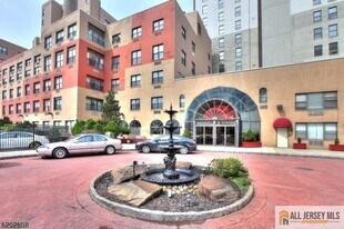 111 Mulberry St, Unit 3p in Newark, NJ - Building Photo