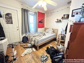 24 Stockwell St, Unit 2 in Boston, MA - Foto de edificio - Building Photo