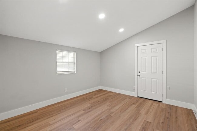 property at 915 Avenue E