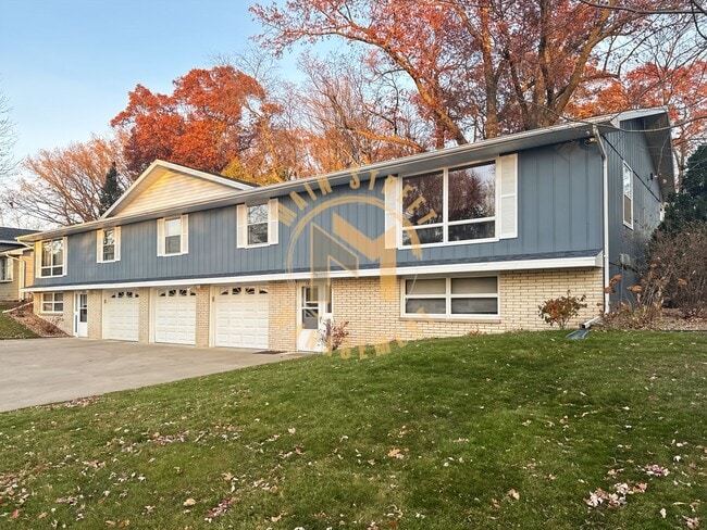 property at 1433 Baumgart Rd