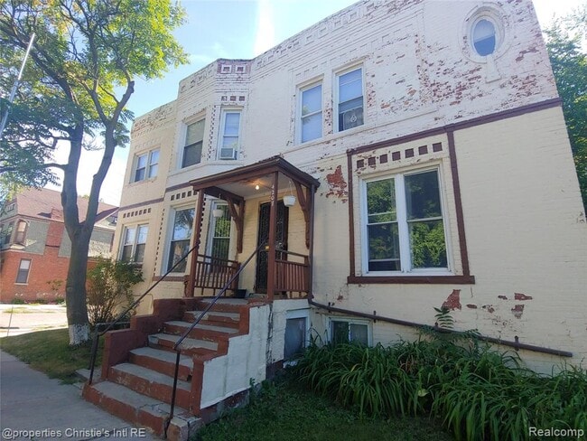 property at 4207 4th St