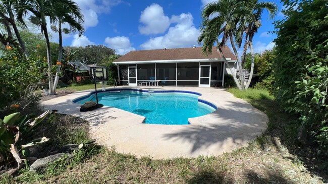 property at 5420 Rose Marie Ave S