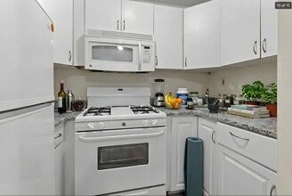 120 Bradlee St in Boston, MA - Foto de edificio - Building Photo