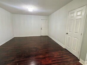 1552 Lombardy St in Houston, TX - Building Photo - Building Photo
