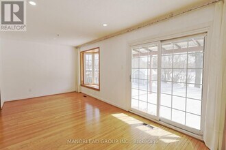 117 Crockamhill Dr in Toronto, ON - Building Photo - Building Photo