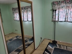 1711 Bernadette St in Oxnard, CA - Building Photo