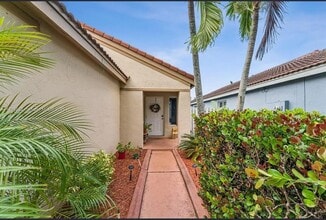 1368 Presidio Dr in Weston, FL - Building Photo - Building Photo