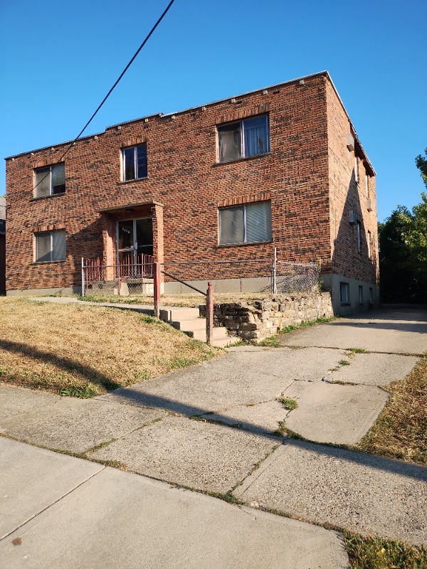 1920 Dallas Ave