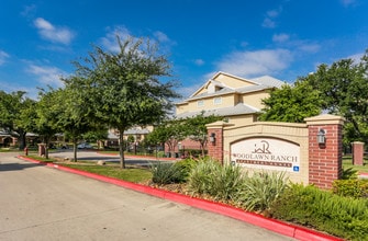 Woodlawn Ranch Apartments in San Antonio, TX - Building Photo - Building Photo