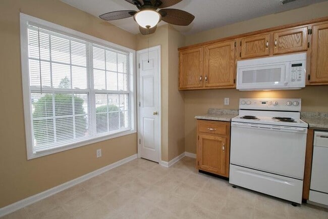 2107 Ringgold Ct in Clarksville, TN - Building Photo - Building Photo