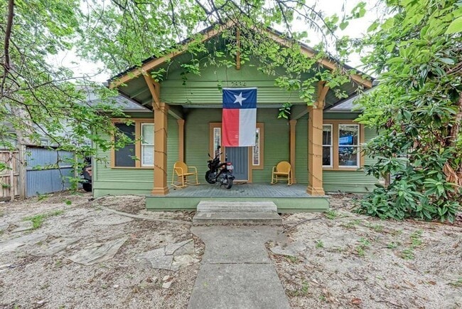 2834 Salado St in Austin, TX - Building Photo - Building Photo