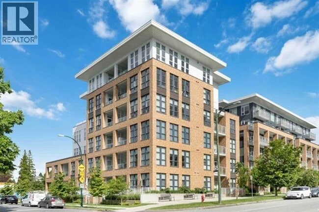 property at 6933 CAMBIE St