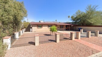 2259 E Spring St in Tucson, AZ - Building Photo