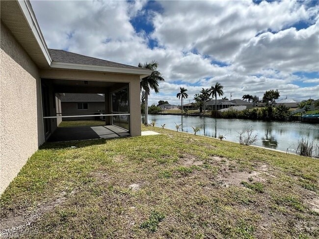 property at 10 NE 20th St