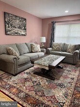 5408 Essex Ln in Mount Laurel, NJ - Building Photo - Building Photo