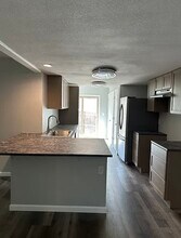 1827 S Pitkin Cir in Aurora, CO - Building Photo - Building Photo