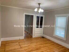 25 Pearl St in Bangor, ME - Building Photo - Building Photo