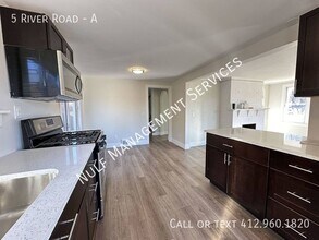 5 River Rd, Unit A in Pittsburgh, PA - Building Photo - Building Photo