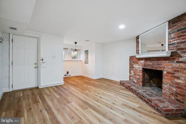 1361 Maryland Ave NE in Washington, DC - Building Photo - Building Photo