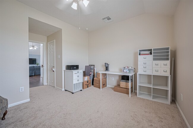 property at 21506 Avalon Queen Dr