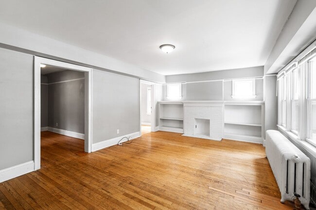 property at 3372 N Downer Ave