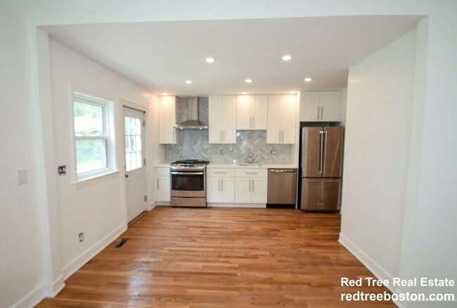 property at 32 Cedar St