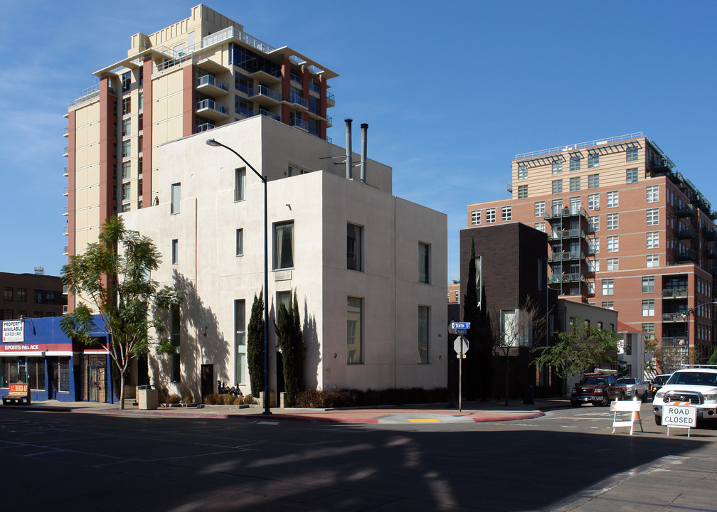 Angove Lofts in San Diego, CA - Building Photo