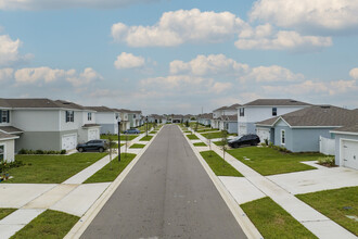 Gracelyn Grove in Haines City, FL - Building Photo - Building Photo