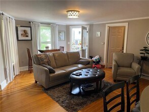 4 Hammond St in Newport, RI - Building Photo - Building Photo