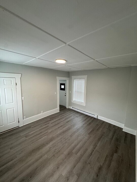 25 Porter St in Taunton, MA - Building Photo