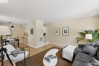 2632 Warring St in Berkeley, CA - Building Photo - Building Photo