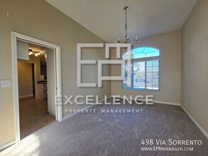 498 Vía Sorrento in Morgan Hill, CA - Building Photo - Building Photo