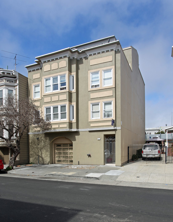 680 Capp St in San Francisco, CA - Building Photo