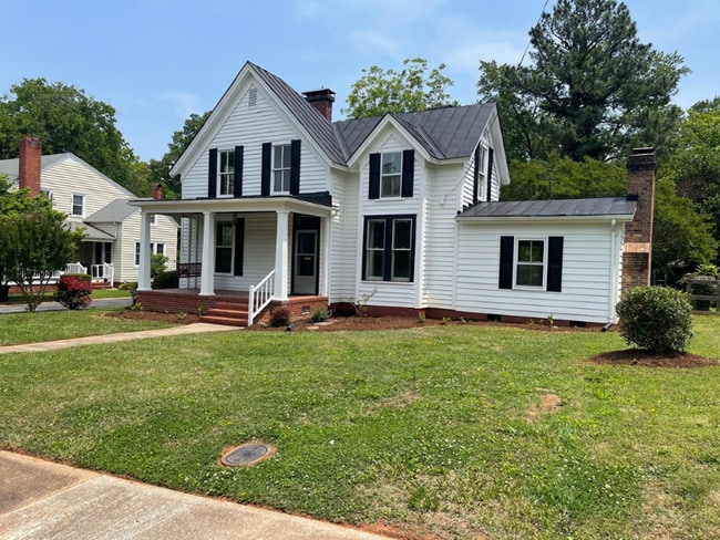 property at 541 Boyd St
