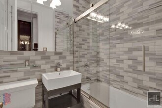 NO FEE Two Bed in Greenwich Village! Won't in New York, NY - Building Photo - Building Photo