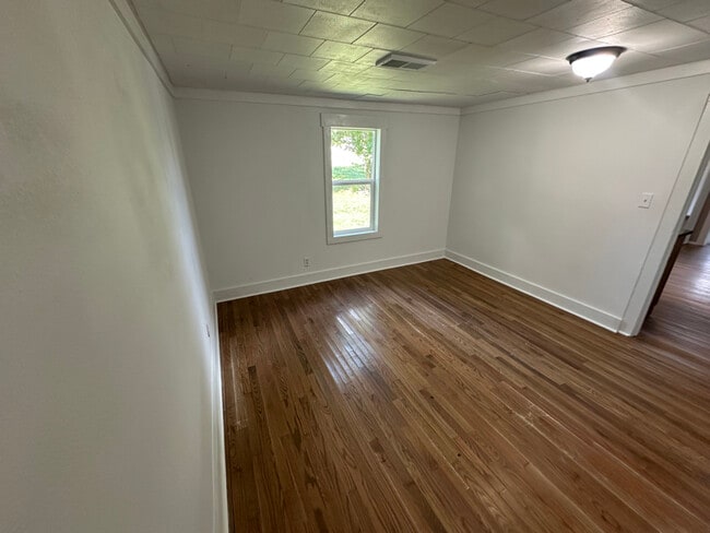 204 S 11th St in Heber Springs, AR - Foto de edificio - Building Photo