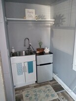 1104 Oak St, Unit 2 in Wisconsin Dells, WI - Building Photo