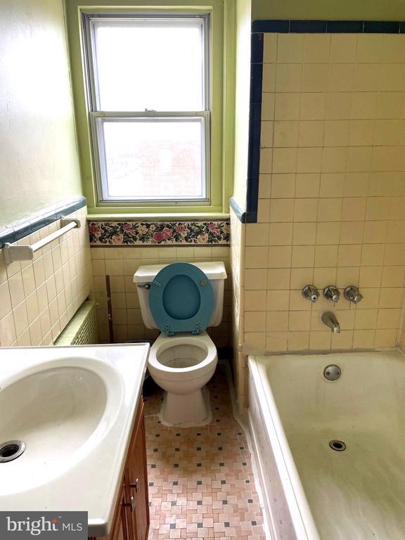 1211 Elbridge St in Philadelphia, PA - Building Photo - Building Photo