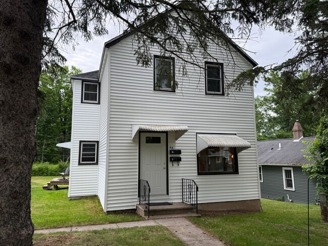 property at 44 St Paul Ave