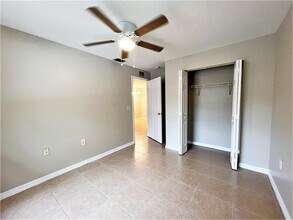 966 22nd Ave S-Unit -106 in St. Petersburg, FL - Building Photo - Building Photo